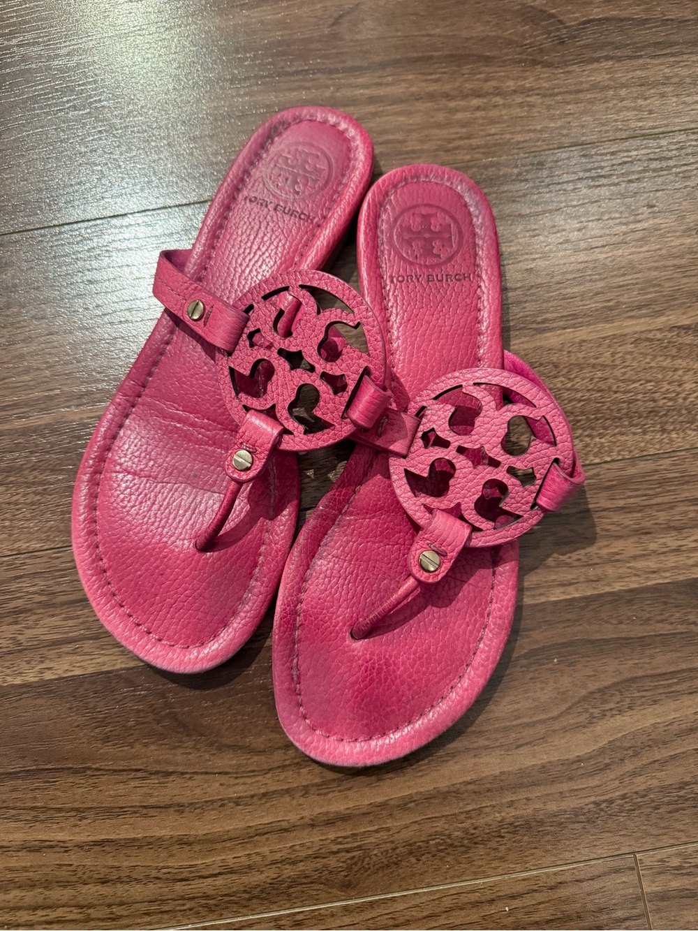 Tory Burch Fuchsia Leather Miller Thong Sandals